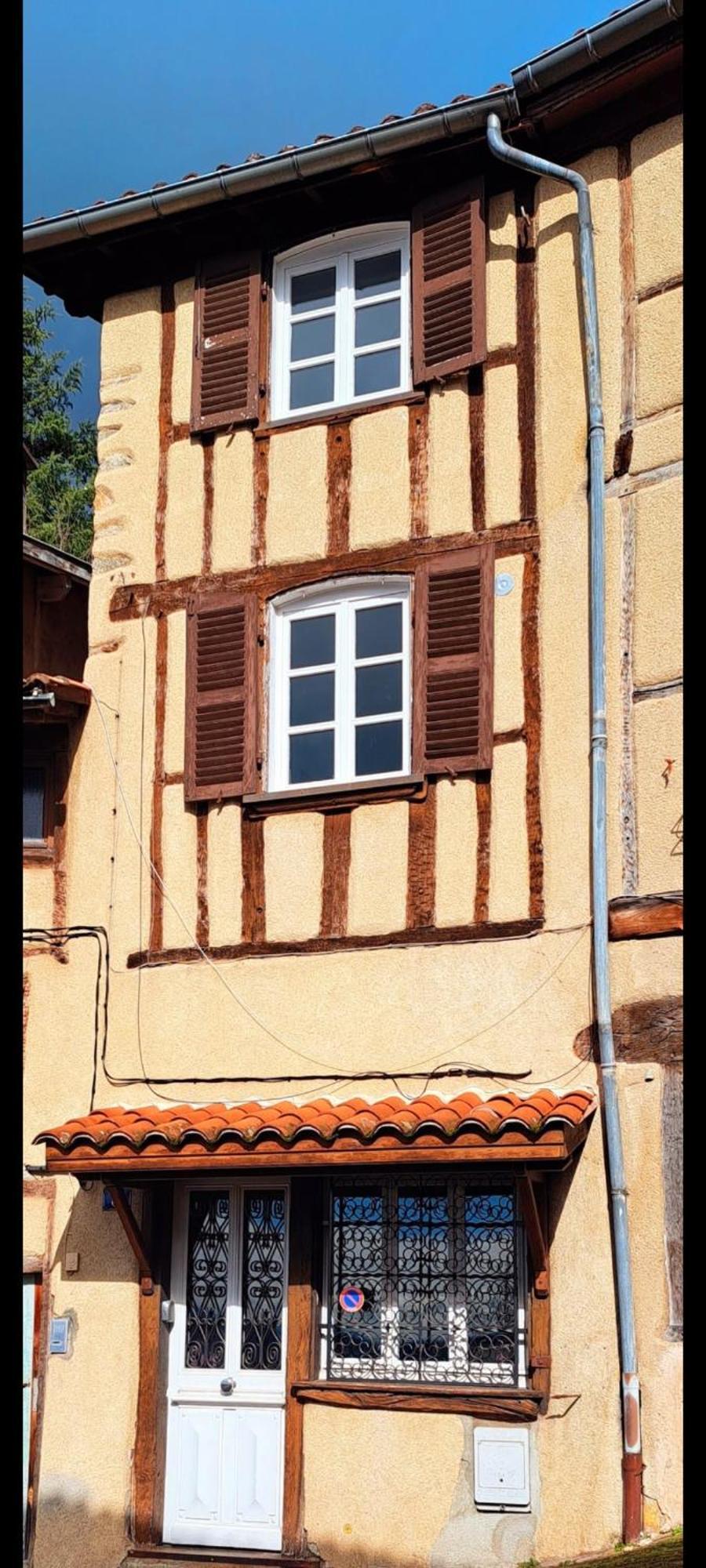 Charmant Duplex A Thiers, Vue Sur La Chaine Des Puys Экстерьер фото