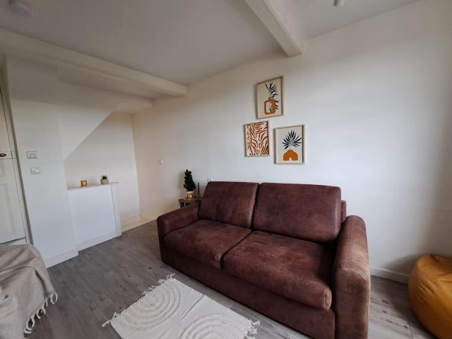 Charmant Duplex A Thiers, Vue Sur La Chaine Des Puys Экстерьер фото